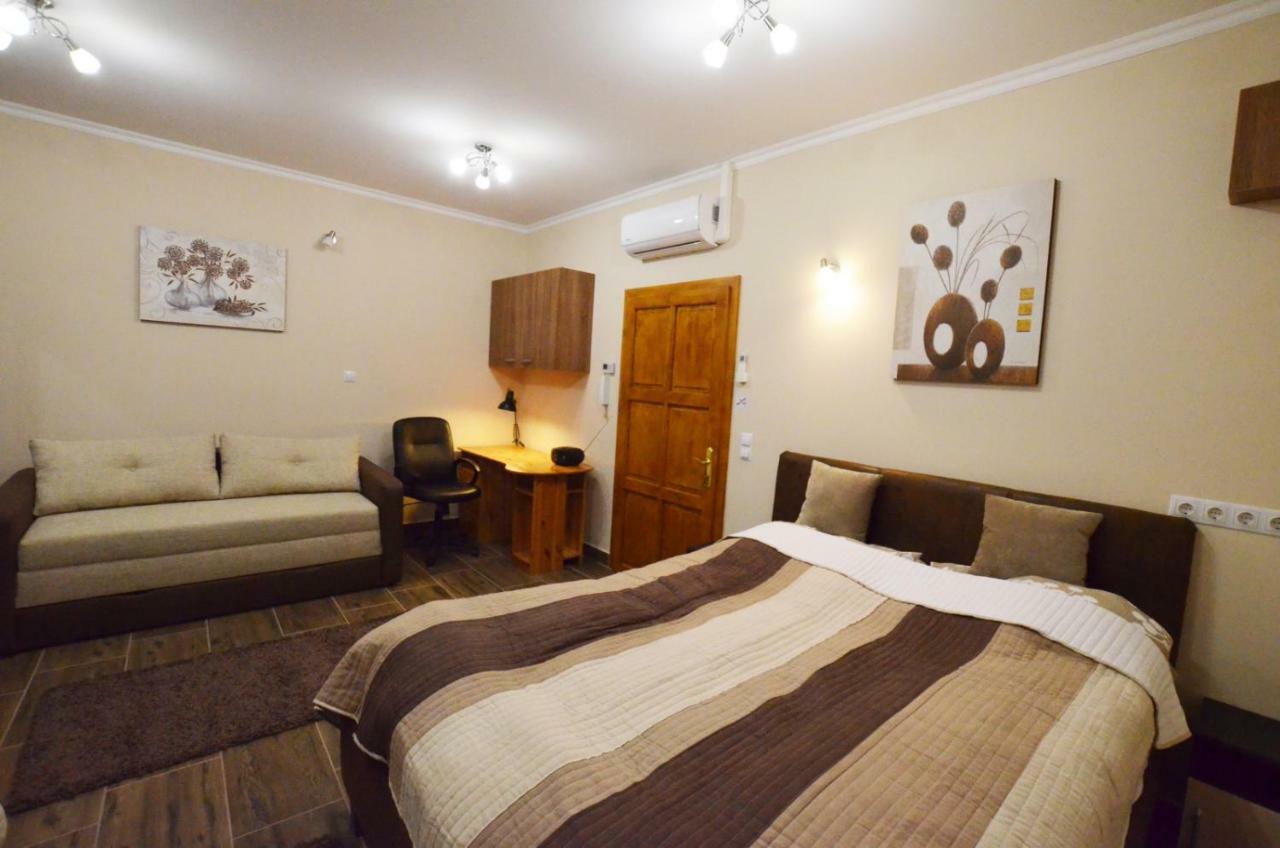 شقة Bathory Apartman إغير المظهر الخارجي الصورة